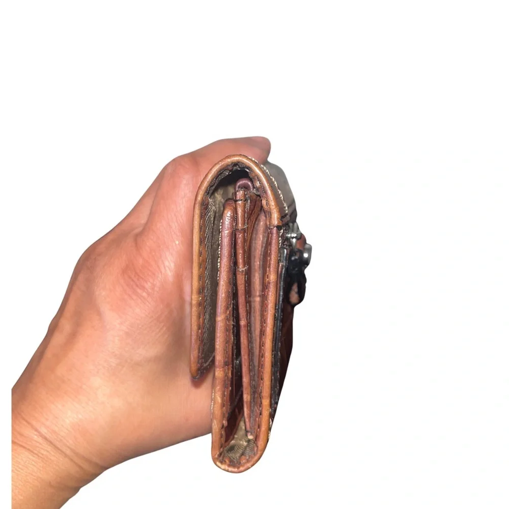 Fossil Vintage Brown Crocodile Embossed Wallet - Picture 6 of 12